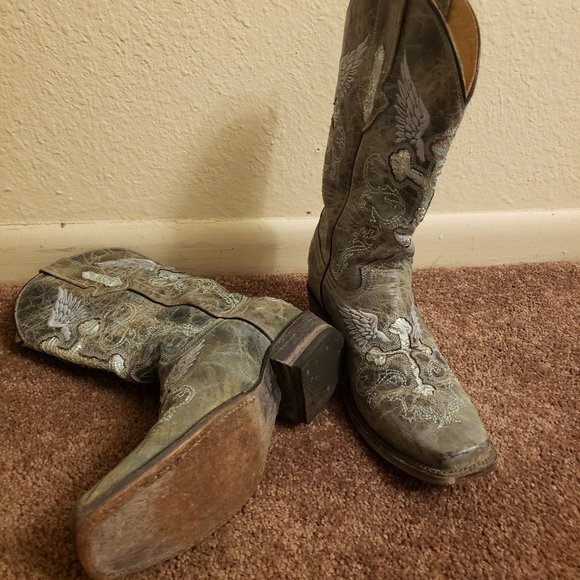 Rockin Leather boots - Picture 2 of 3